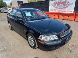 2001 Volvo S40