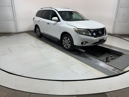 2014 NISSAN Pathfinder