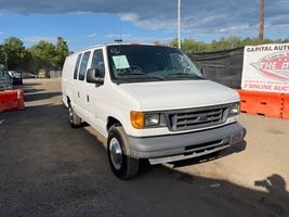 2006 Ford E250 Vans