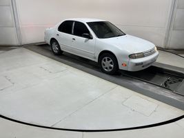 1997 NISSAN Altima