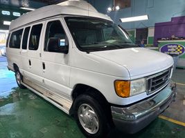 2007 Ford E350 VANS