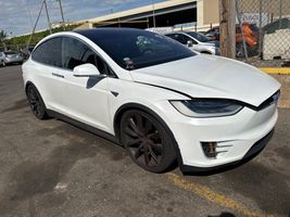 2016 TESLA Model X
