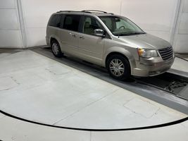 2008 Chrysler Town & Country