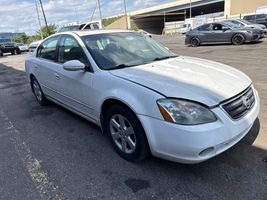 2002 NISSAN Altima