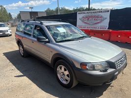 2004 Volvo XC70