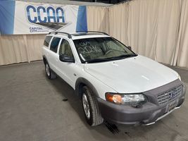 2004 Volvo XC70