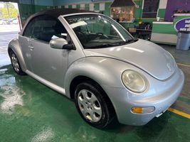 2003 VOLKSWAGEN New Beetle