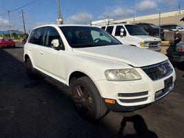 2006 VOLKSWAGEN Touareg
