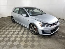 2016 VOLKSWAGEN GTI