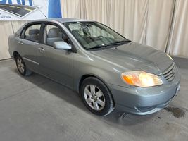 2004 Toyota COROLLA
