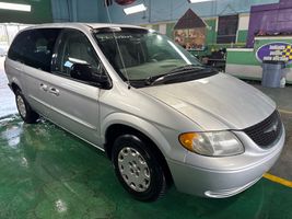 2003 Chrysler Town & Country