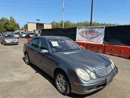 2006 Mercedes-Benz E-Class