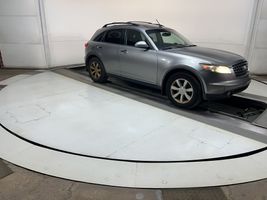 2004 Infiniti FX35