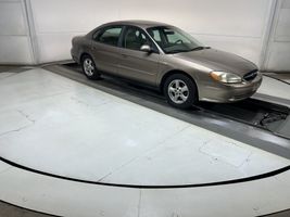 2002 Ford Taurus