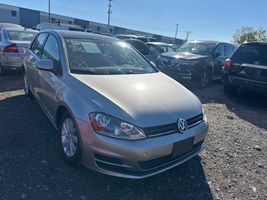 2016 VOLKSWAGEN Golf