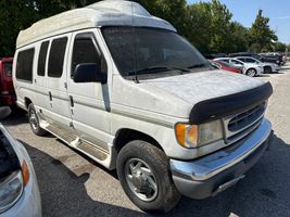 2001 Ford E250 Vans