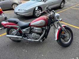 1997 Suzuki VZ800V MARAUDER