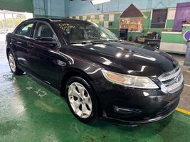 2011 Ford Taurus