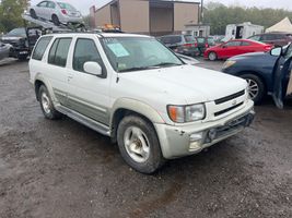 1999 Infiniti QX4