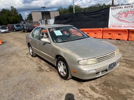 1995 NISSAN Altima