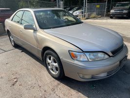 1998 Lexus ES 300