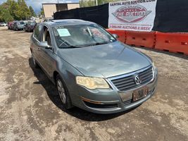 2006 VOLKSWAGEN Passat