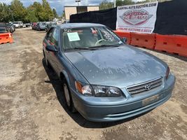 2000 Toyota Camry