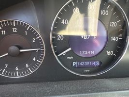 2003 Mercedes-Benz E320