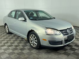 2010 VOLKSWAGEN JETTA