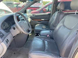 2005 Toyota Sienna