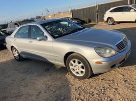 2000 Mercedes-Benz S-Class
