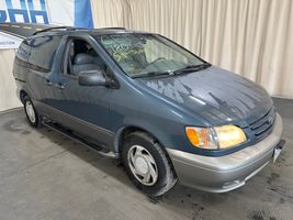 2001 Toyota Sienna