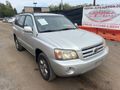 2004 Toyota HIGHLANDER