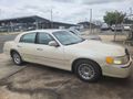 2000 Lincoln Town Car