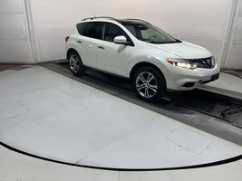 2011 NISSAN Murano