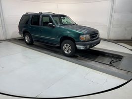 1999 Ford Explorer