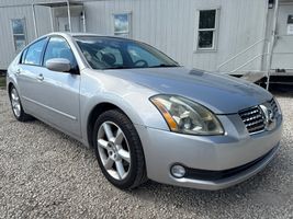 2005 NISSAN MAXIMA