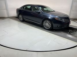 2014 Lincoln MKS