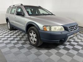 2005 Volvo XC70