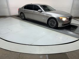 2011 BMW 7 Series