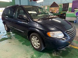 2007 Chrysler Town & Country