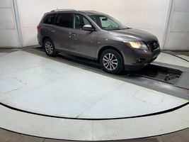2014 NISSAN Pathfinder