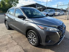 2023 NISSAN Kicks