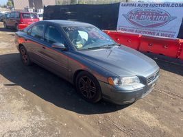 2005 Volvo S60