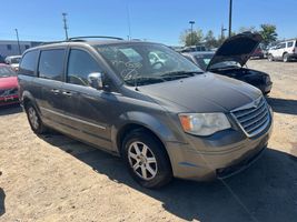 2010 Chrysler Town & Country