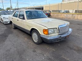 1983 Mercedes-Benz 300 Series