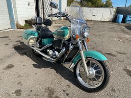 1998 Honda VT1100T
