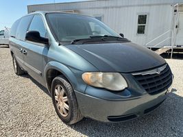 2006 Chrysler Town & Country