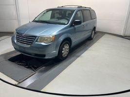 2009 Chrysler Town & Country