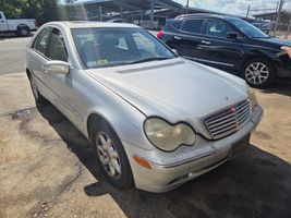 2001 Mercedes-Benz C-Class